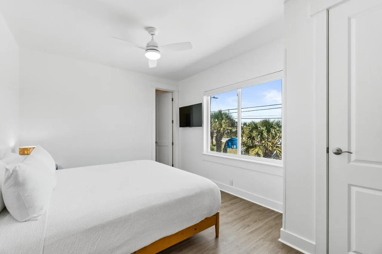 Family Tides Beach House By Panhandle Getaways Panama City Beach United States
